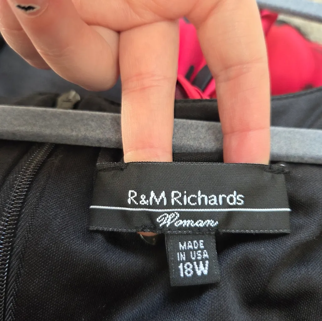 R&M Richards Red and Black Midi Cocktail Dress - Image 9