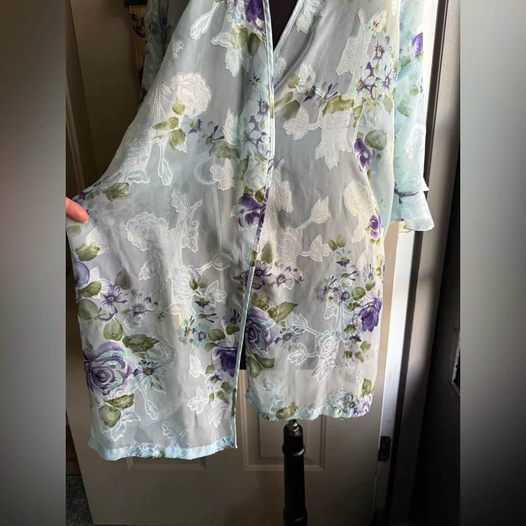 Vintage Y2K Secret Treasures sheer floral tank shorts set with robe, size large Blue - Image 10
