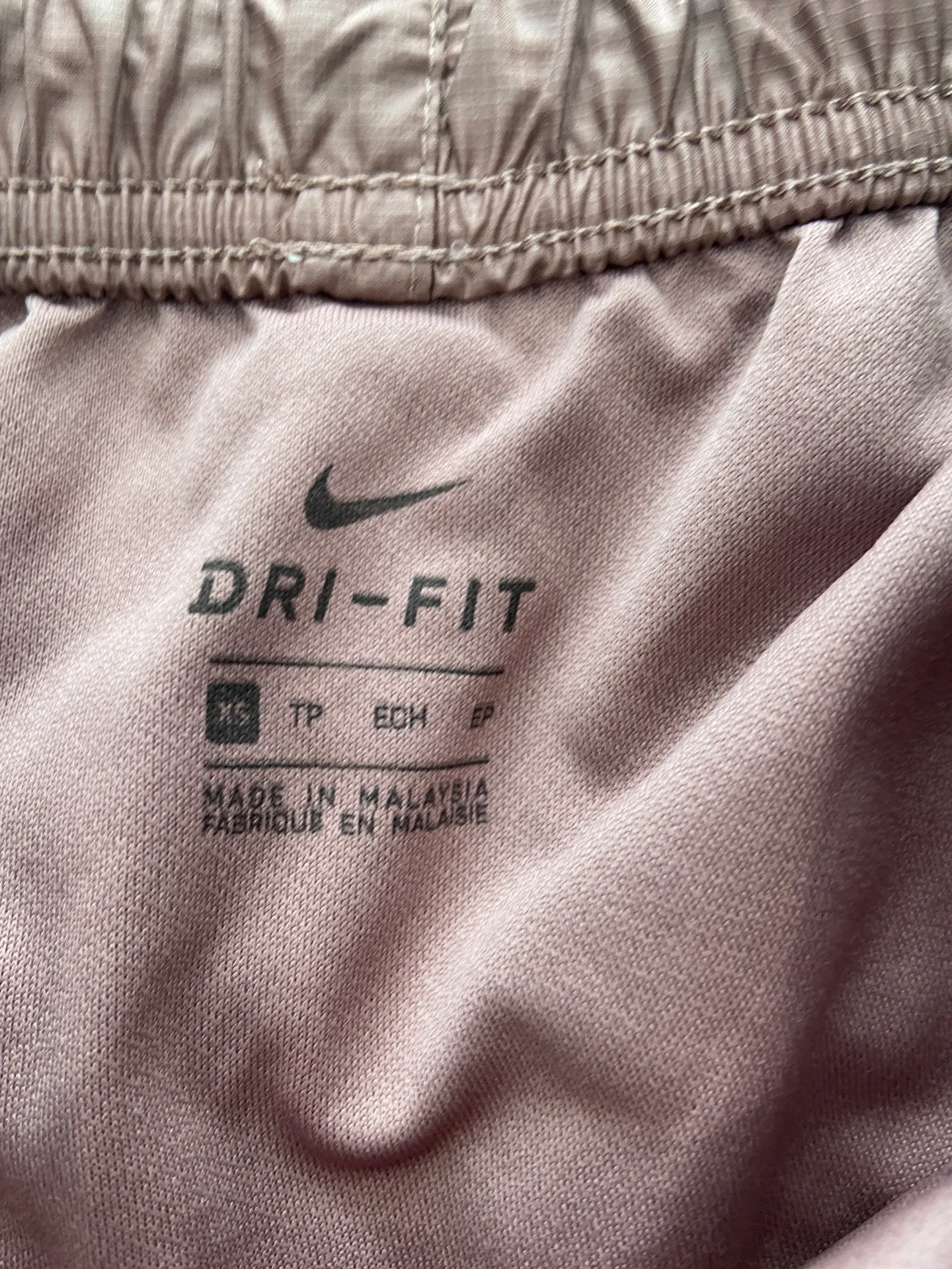 Nike Dri-Fit Shorts Size XS - Image 4
