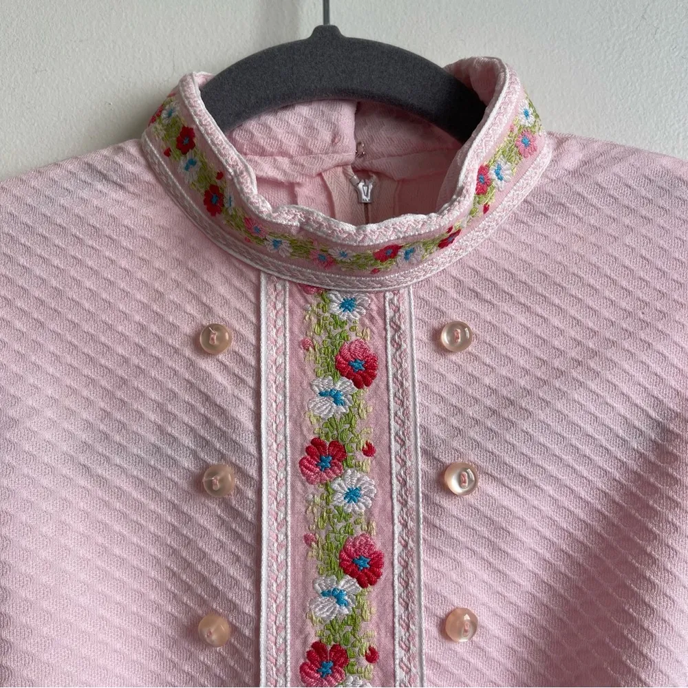 Vintage 60s Vicky Vaughn Junior Pink Maxi Dress Floral Ribbon Ruffle Small 25" W - Image 4