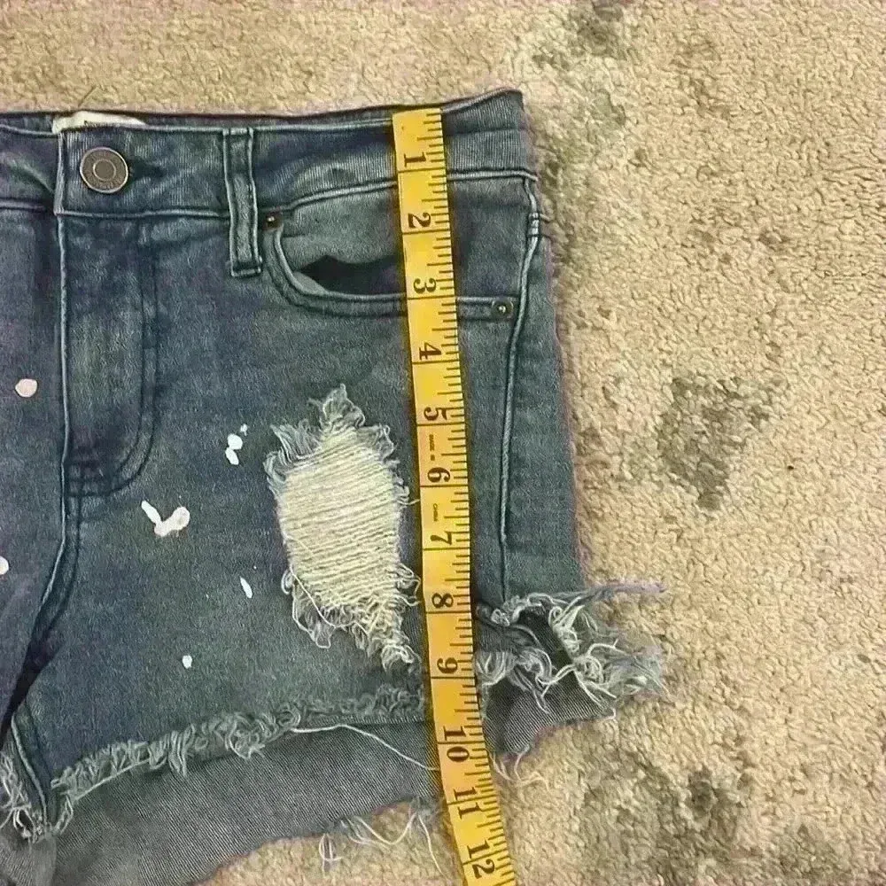 Women’s Forever 21 Jean Shorts - Image 5