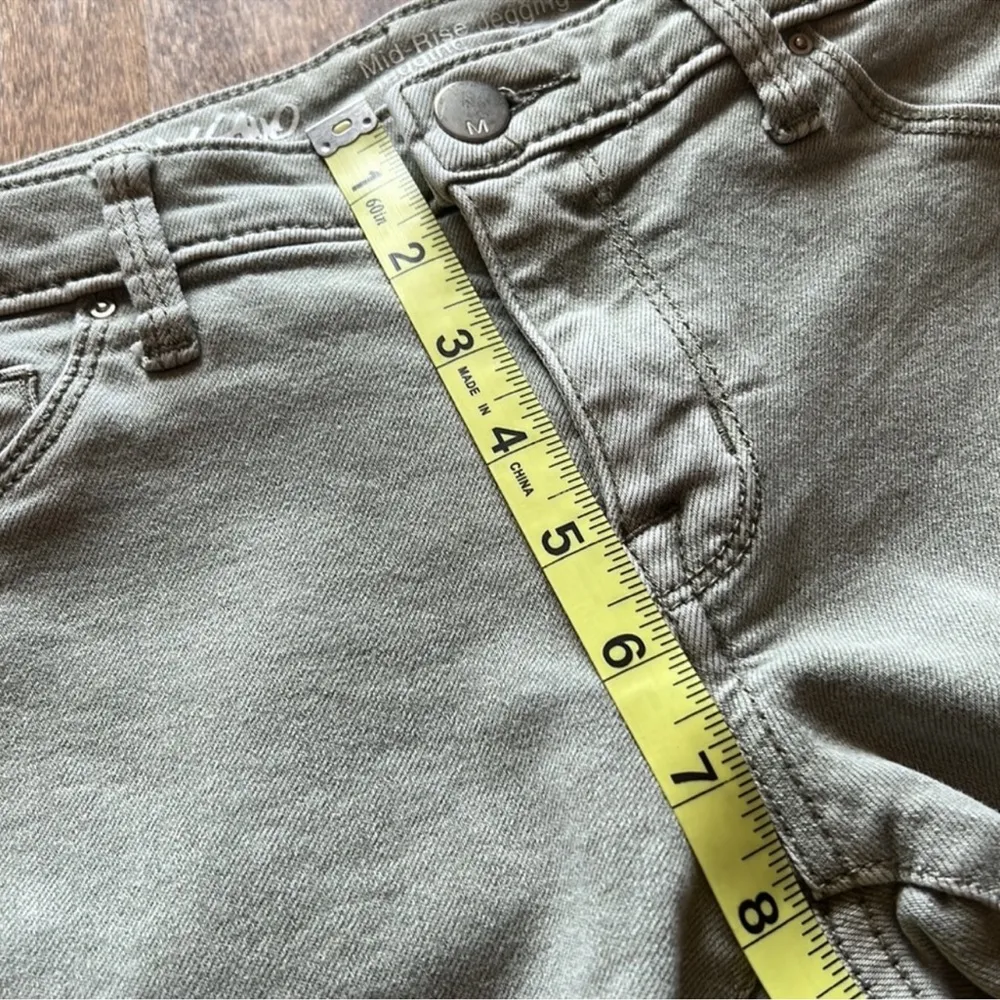 MOSSIMO‎ Mid Rise Super Stretch Busted Knee Jeggings Size 27 Green - Image 10