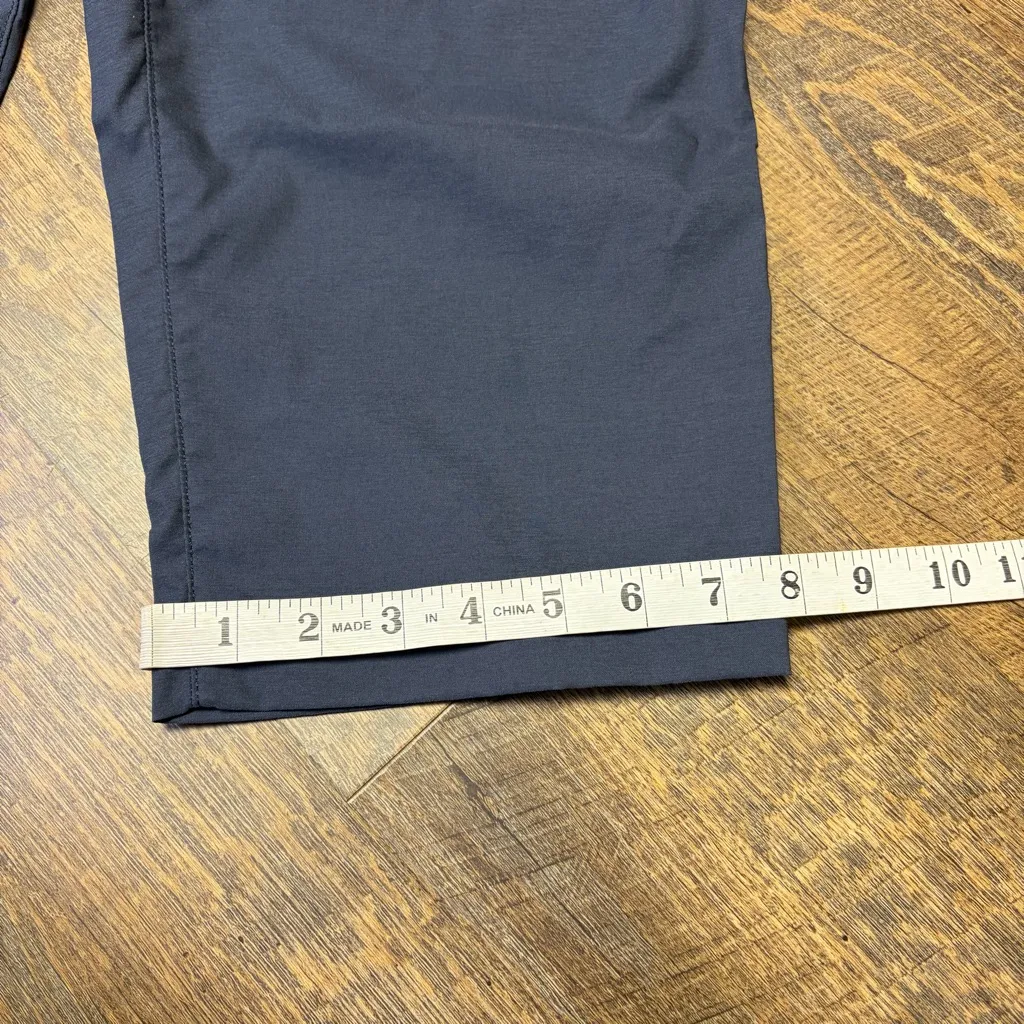 Duluth Trading Dry On The Fly Capri Pants Women's Size 14 Ink Gray Blue Nylon - Image 7