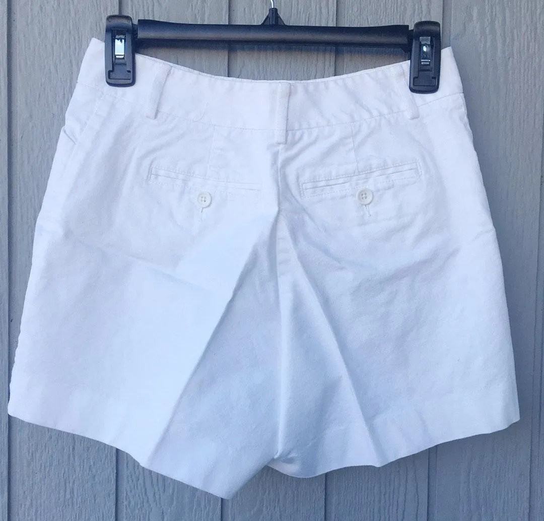 White Short - Image 3