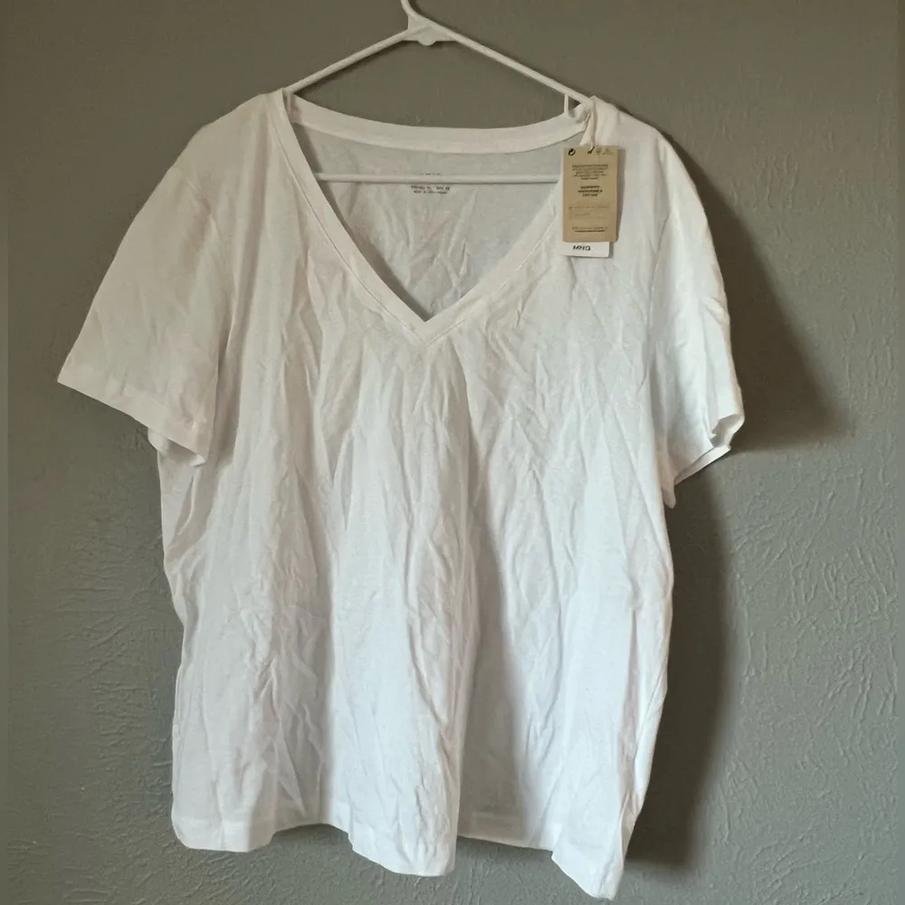 New MNG Mango Sheer V neck white top - Image 3