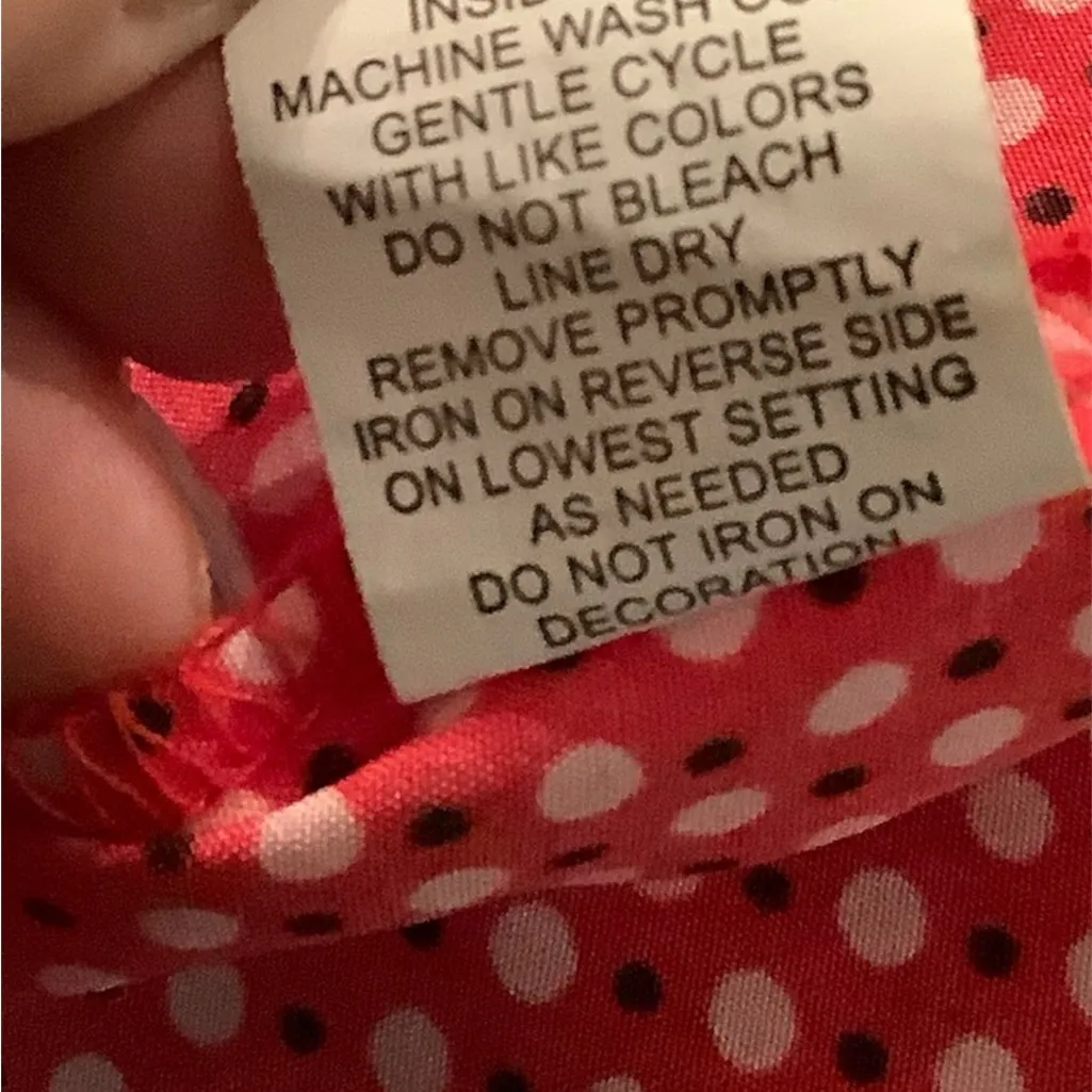 Notations Red and White Polka Dot Blouse with elastic bottom sleeves size small - Image 9