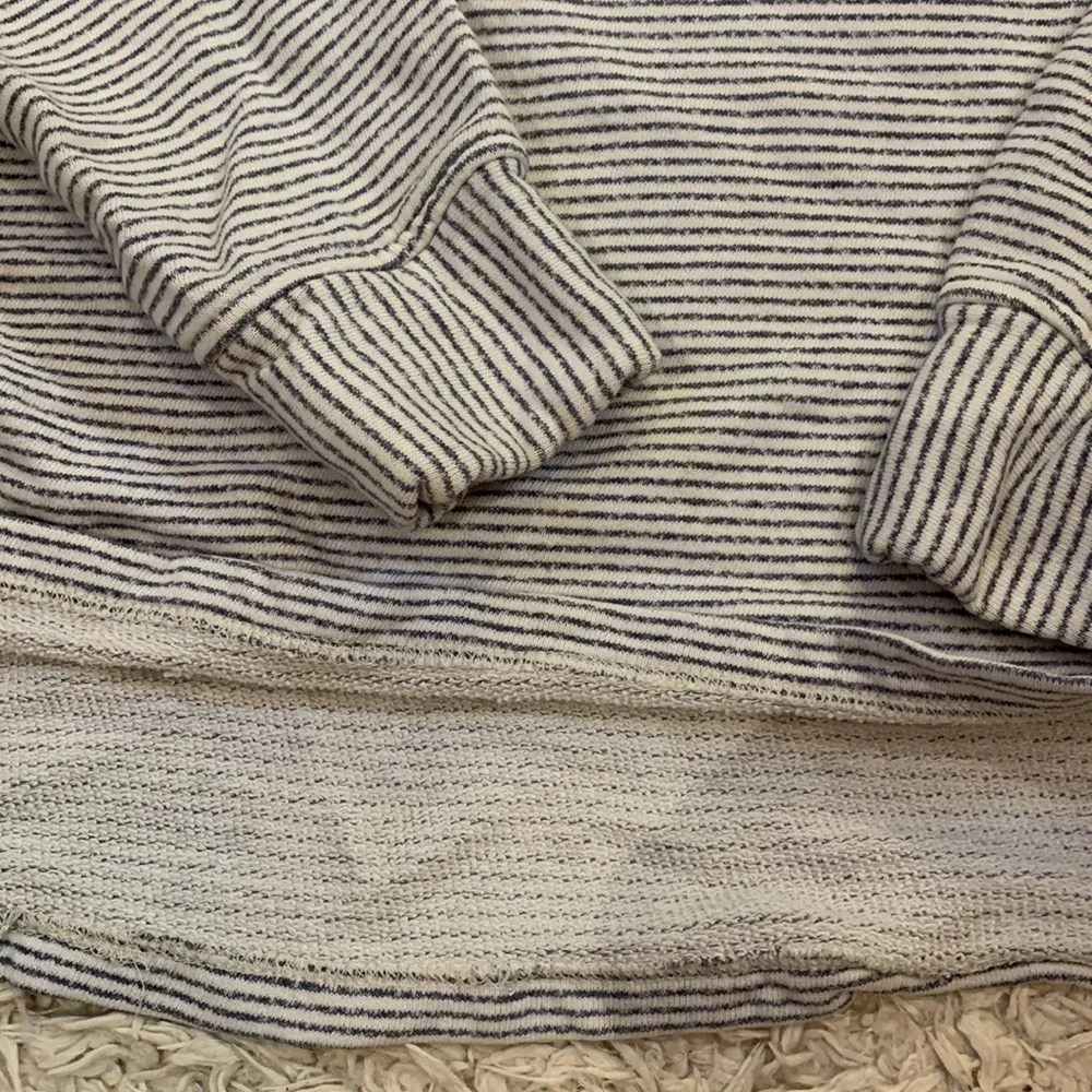 O’Neill Striped Terrycloth Hoodie - Image 3