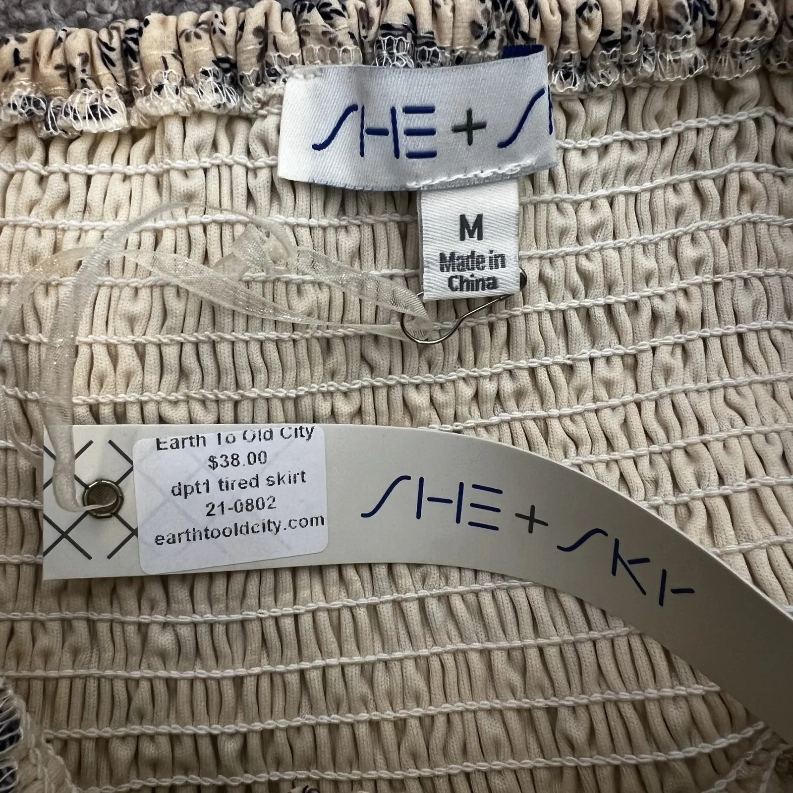 NWT SHE + SKY Floral Smocked Tiered Mini Skirt Sz M Cream Blue Cottagecore Boho Size M - Image 4