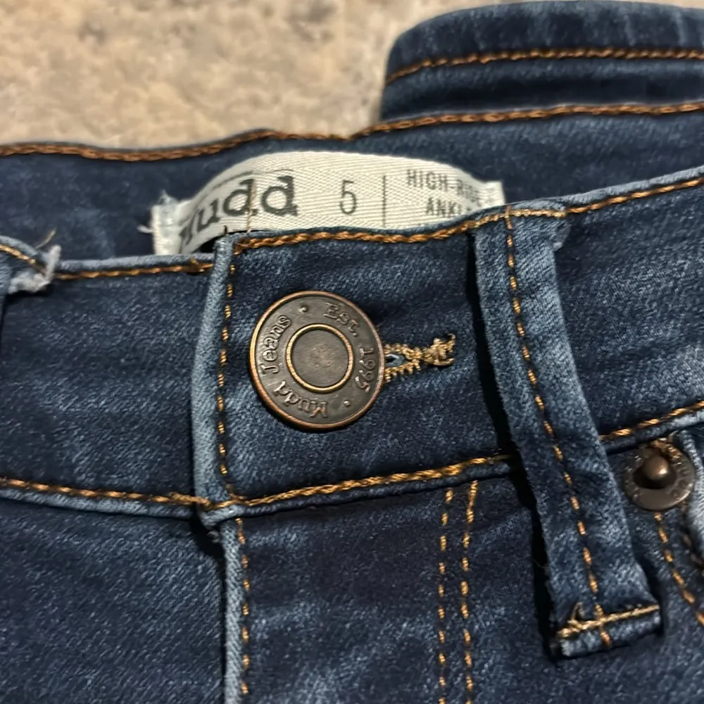 High Rise Ankle Jegging - Image 8