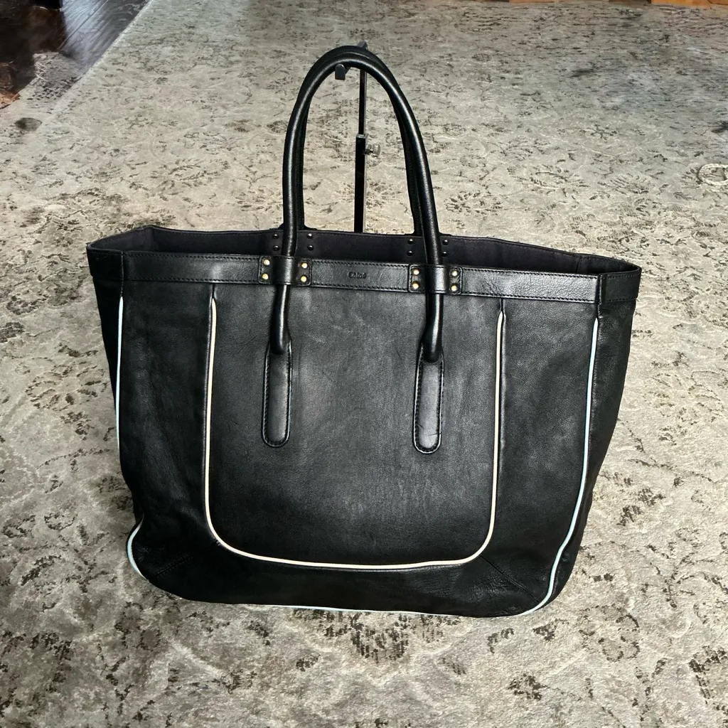 Authentic CHLOE spacious tote bag 🖤🤍🖤🤍 - Image 3