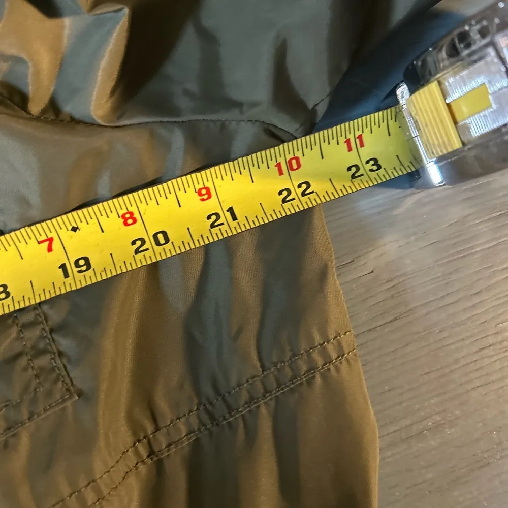 Michael Kors Hunter Green Mid-Length Military Raincoat. Size Large - Image 12