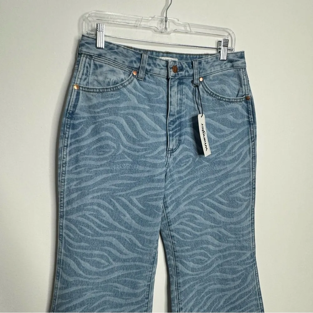 NWT Wrangler Wanderer 622 High Rise Flare Jeans Limited Edition Wild Thing 29x32 - Image 5