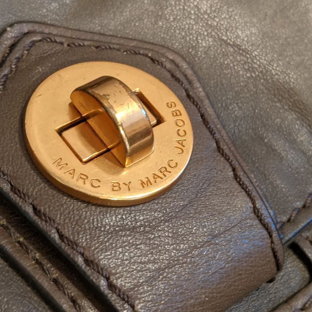 Marc Jacobs Leather Satchel & Crossbody - Image 7