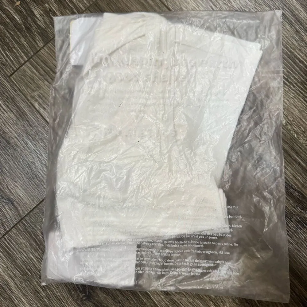 New Fabletics FEATHER TECH + RACERBACK TANK in Classic White - Image 6