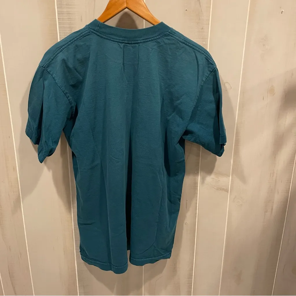 Vintage 90’s soft cotton aqua Channel Islands dolphin embroidery t - Image 4