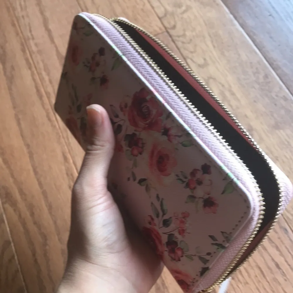 Floral full zip cushioned wallet Pink - Image 3