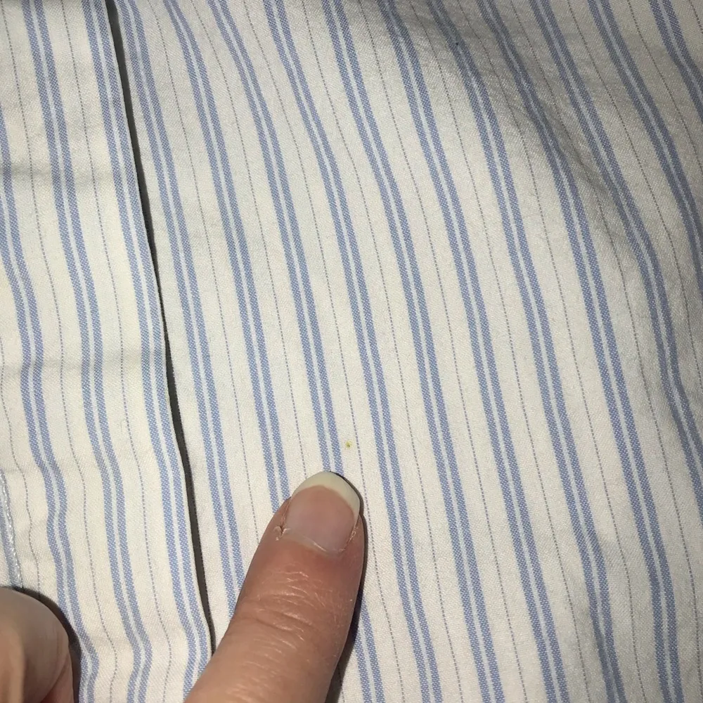 Joe Fresh striped button down dress shirt size large blue white stripe cotton - Image 10