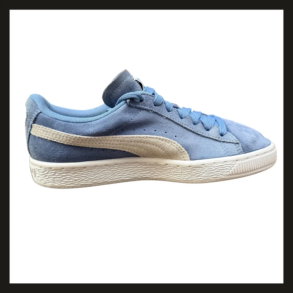 PUMA Suede Classic Blue Cream Low Top Sneakers Womens Size 6 | Art 355462-64 EUC - Image 3