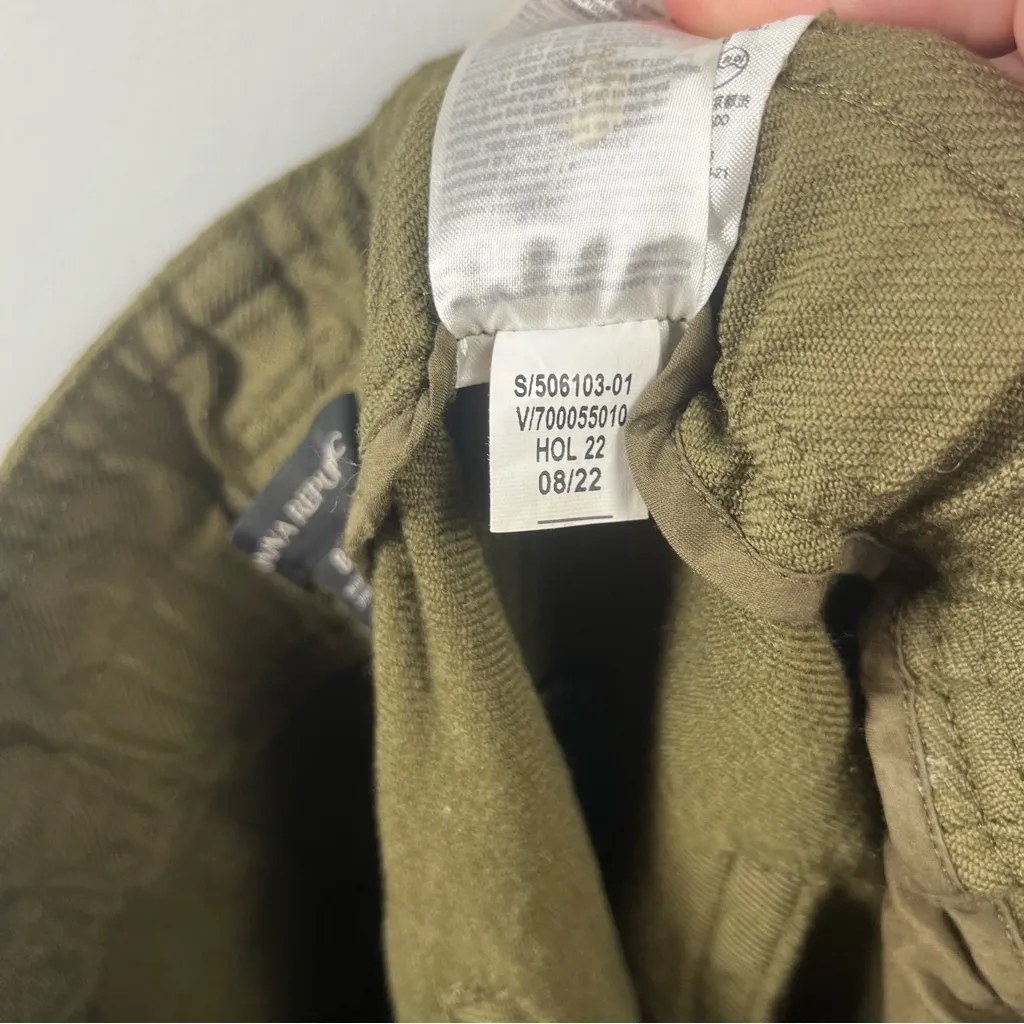 Banana Republic Lido Italian Wool Cargo Pant in Olive Green size 8 FLAWED - Image 10