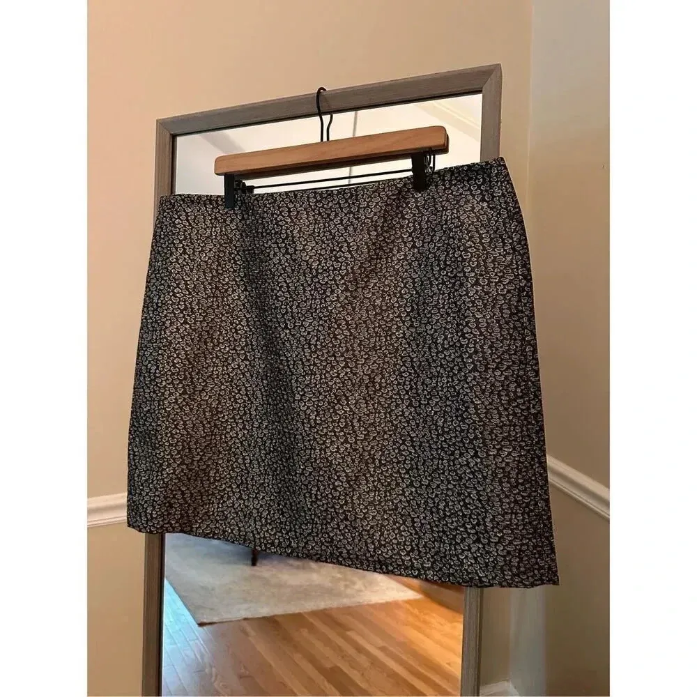 LOFT Metallic Pencil Skirt NWT  Size 18 Silver Black‎ Textured Holiday  Skirt - Image 2