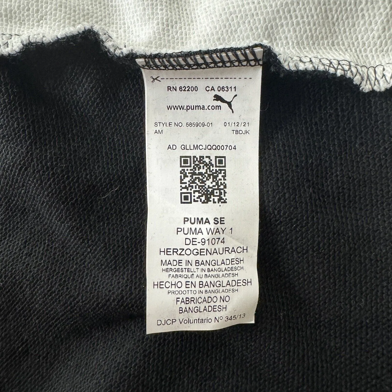 Puma Sweatshirt Women XL Black White Amplified Crop Hoodie Casual Athleisure‎ - Image 6