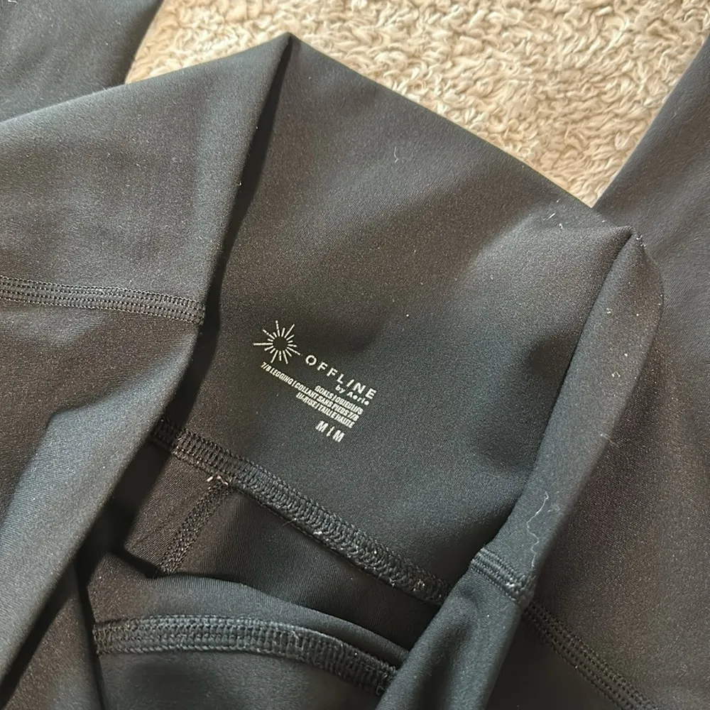 Offline By Aerie Women's M Classic Soft Ankle Leggings Black Minimalist Lounge - Image 5