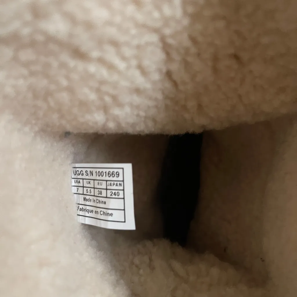 UGG AUSTRALIA 219495 dark brown suede sheepskin mid calf winter boots size 7 - Image 13