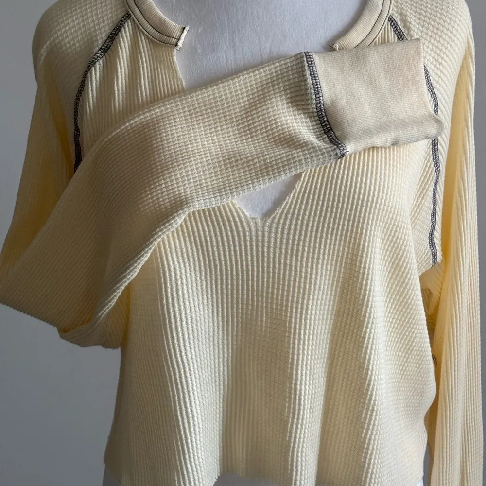 Ivory Oversized Thermal Crop Top Size M - Image 3