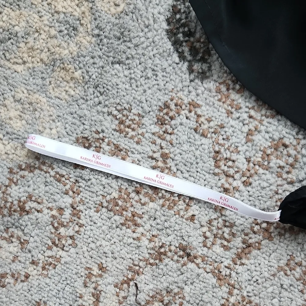 Karina Grimaldi Silk Asymmetrical Flower Appliqué Blouse Black XS - Image 5