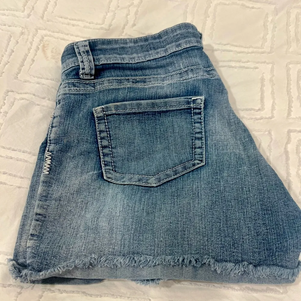 Wet Seal Blue Denim Shorts Size 13 - Image 4