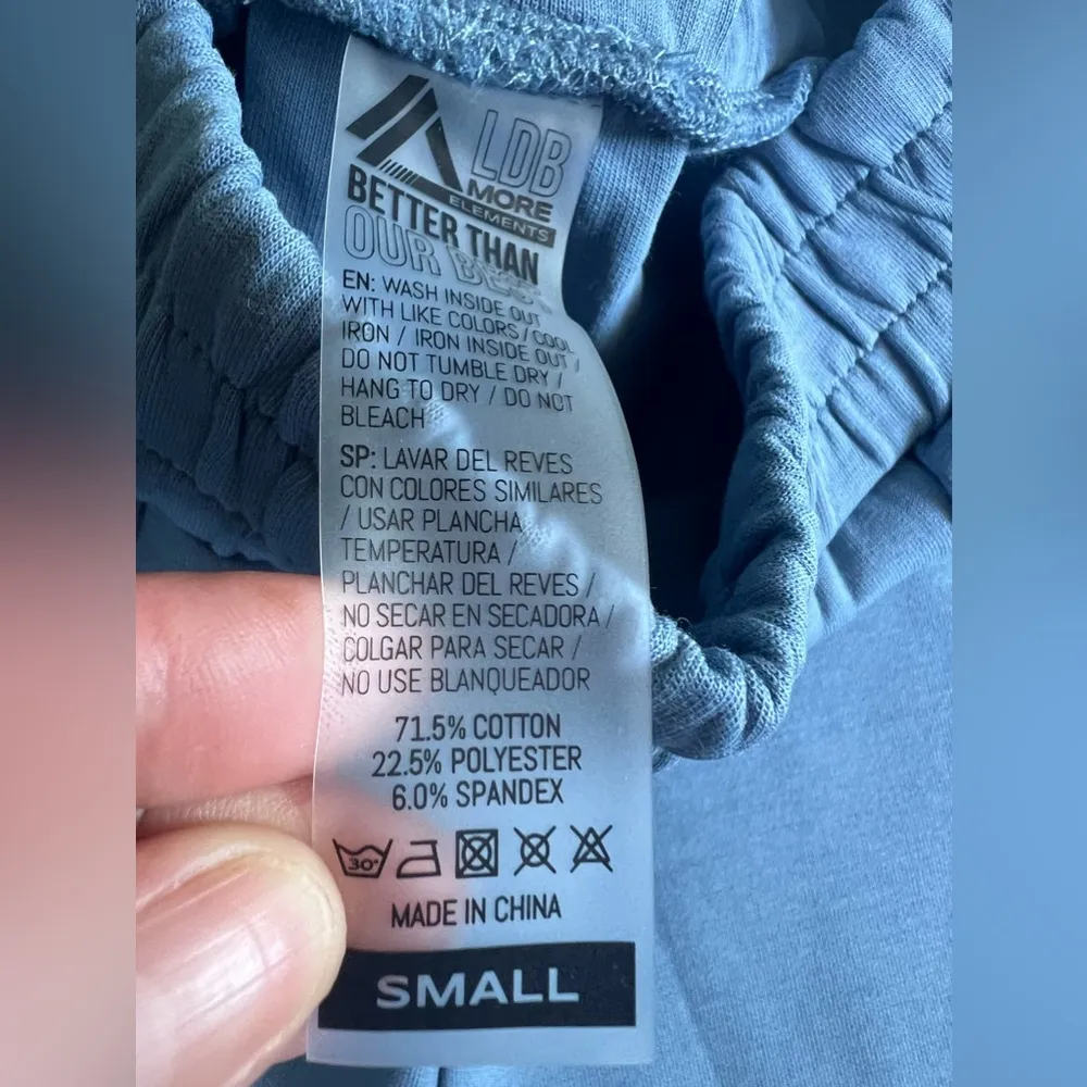 NEW Alphalete Woman’s  ELMTS Relaxed Short - Fog Blue Size small - Image 12