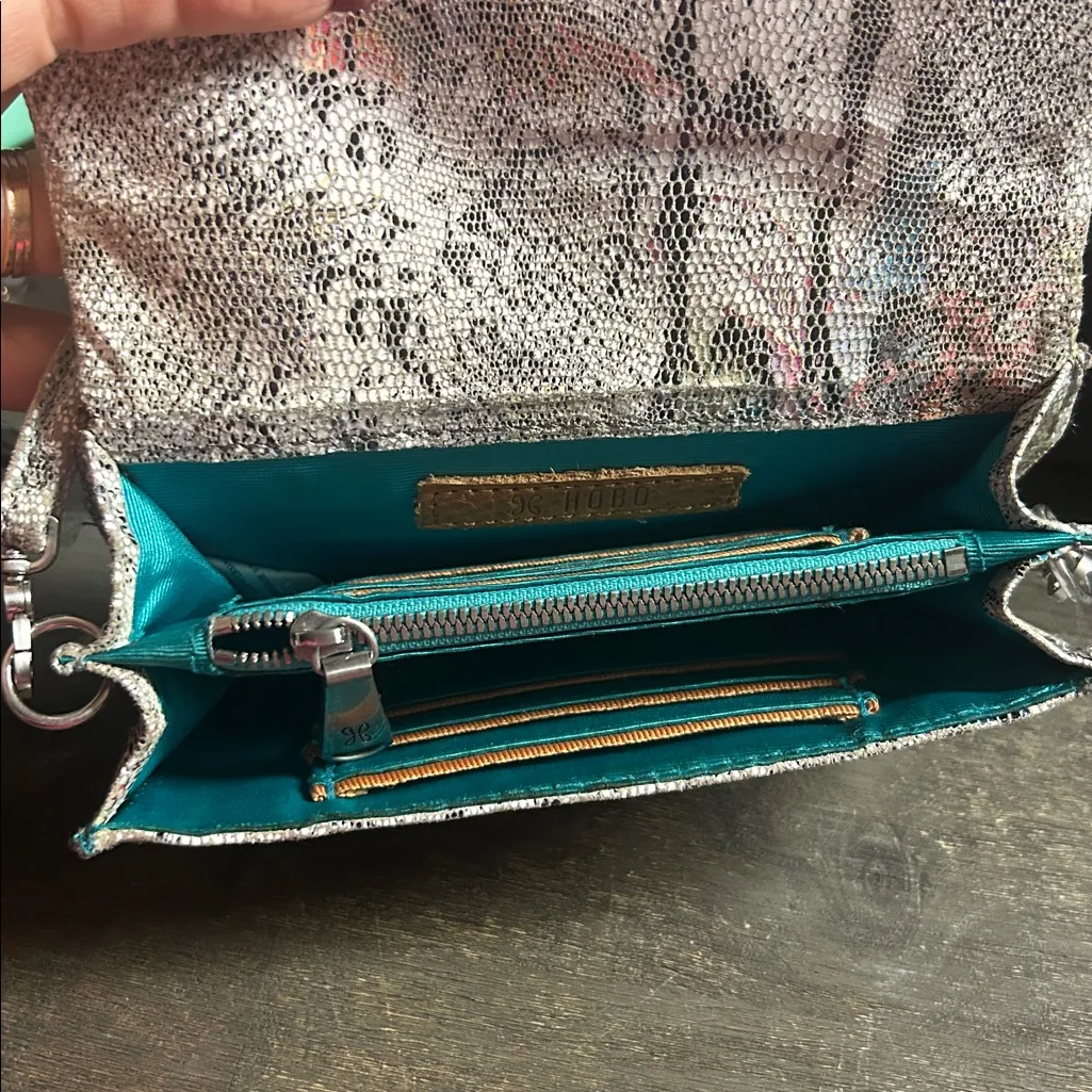 Hobo Jetty Leather Lizard Floral Convertible Bag - Image 5