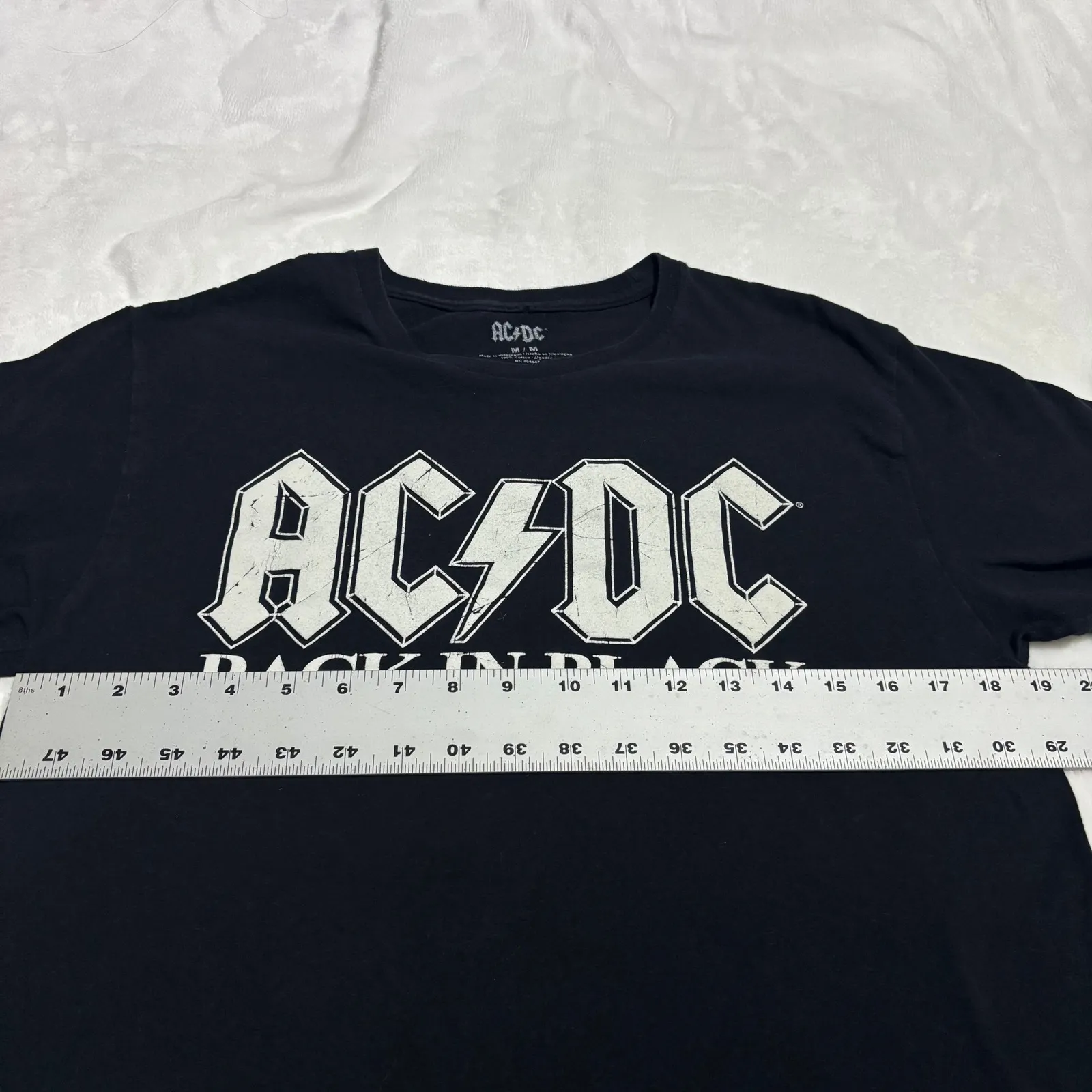 ACDC Black in Black T Shirt Womens Medium Graphic Rock Band Y2K 90s Vintage Tee - Image 4