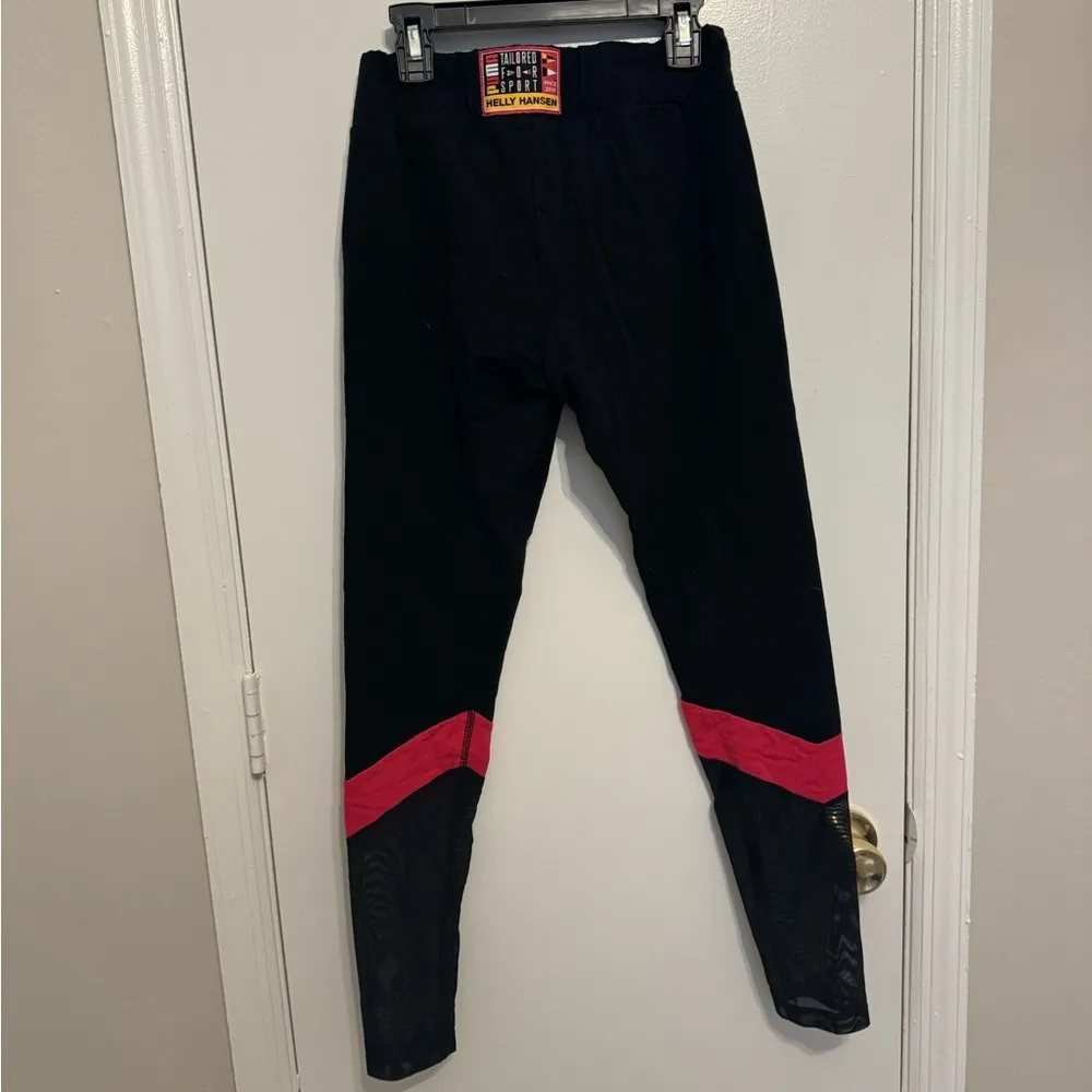 Puma  x HELLY HANSEN Women's Half Zip Sweatshirt and Leggings Set Side L - Image 9