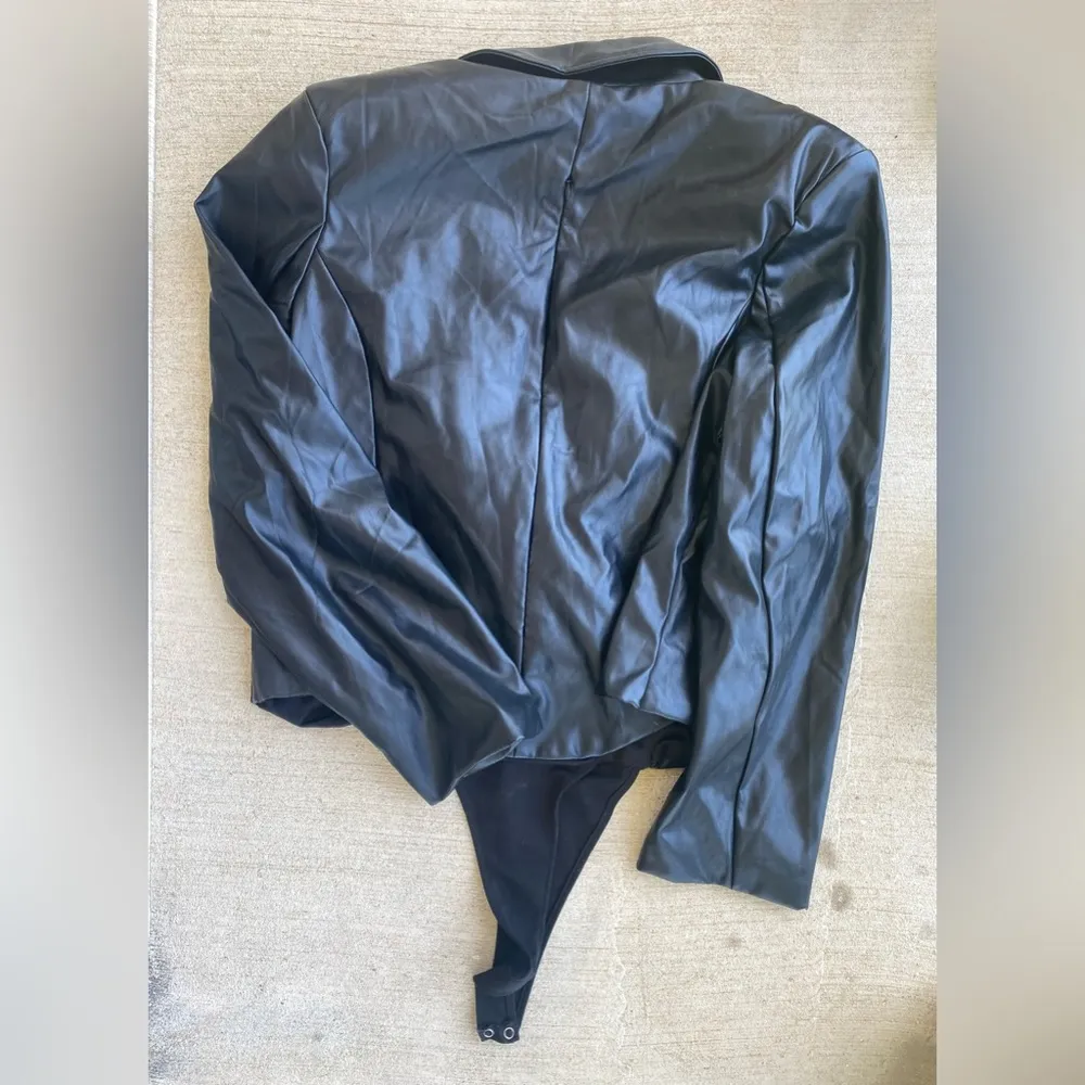 L’ATISTE Faux Leather Black Bodysuit, Size 3X - Image 4