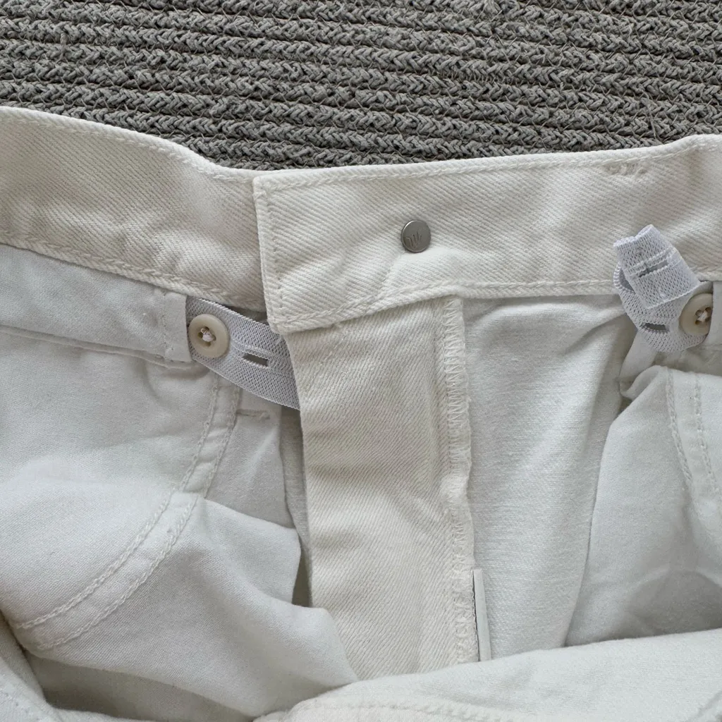 Madewell Convertible Paperbag High Waist Oversized Baggy Dad Jean in Tile White - Image 12