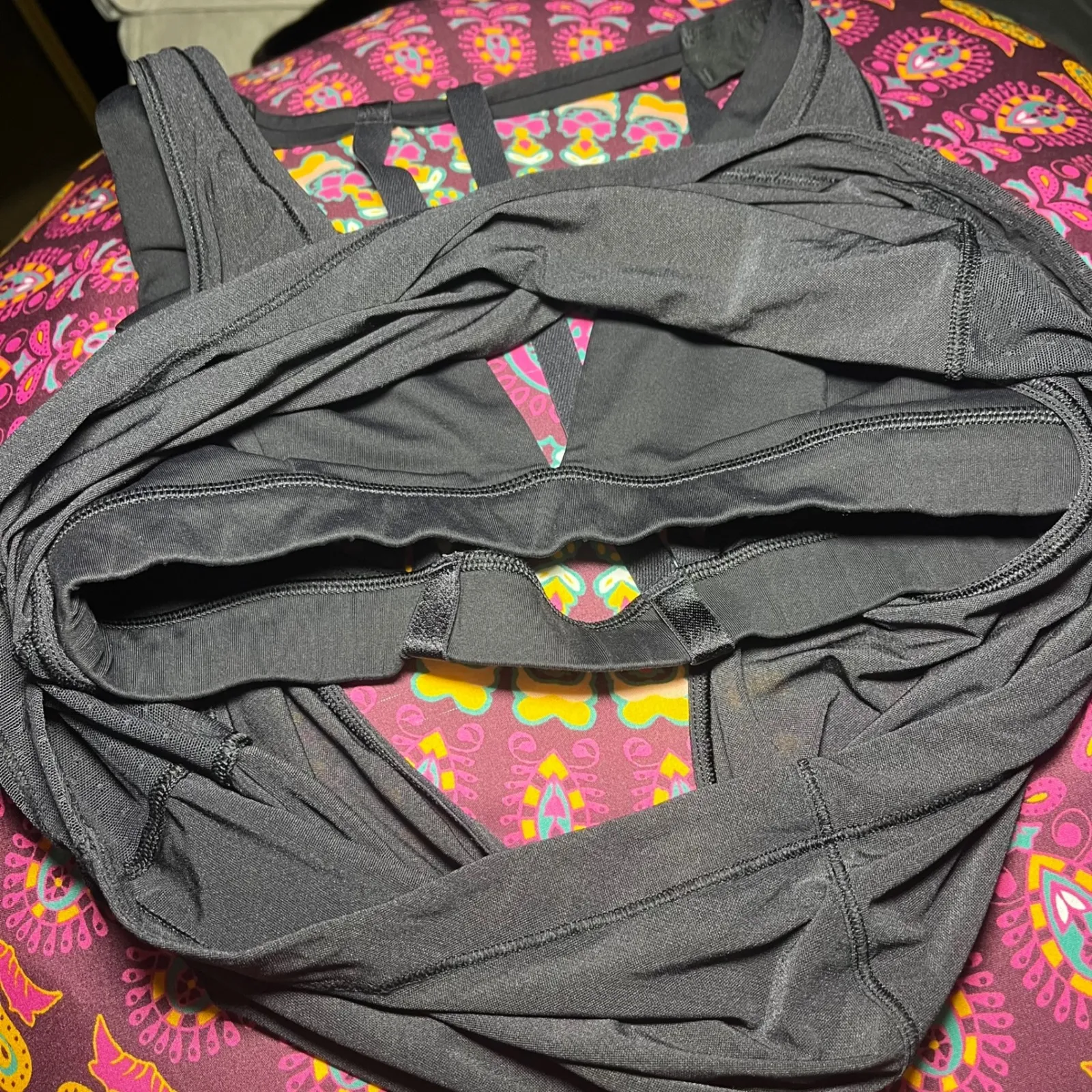 Lululemon Black Mesh Tank Top with Built in Bra Strappy Back Athletic Women Sz 6 - Image 5