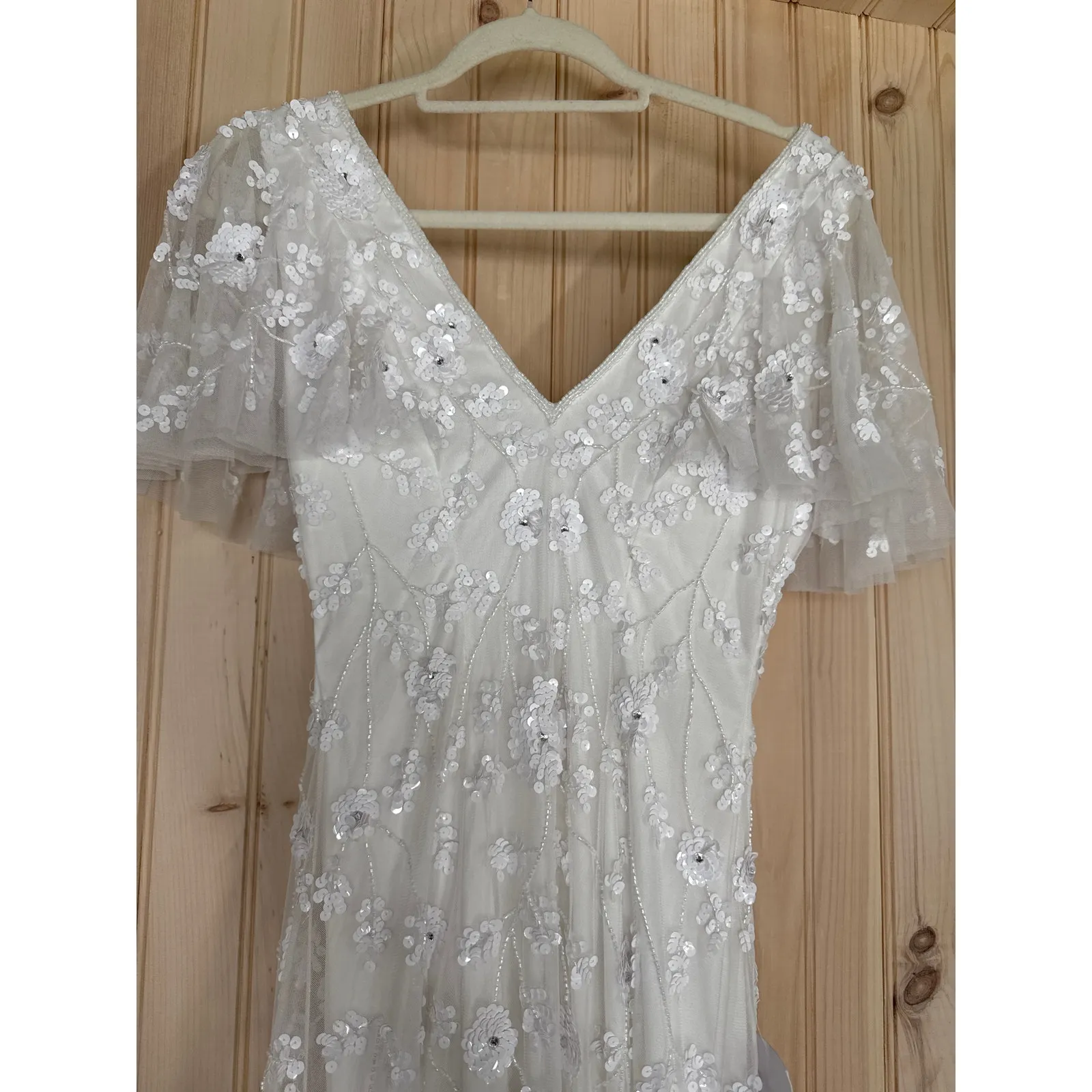 NWT Lulus Safiya White Sequin Flutter Sleeve Maxi Dress Wedding Bridal Bride S - Image 9