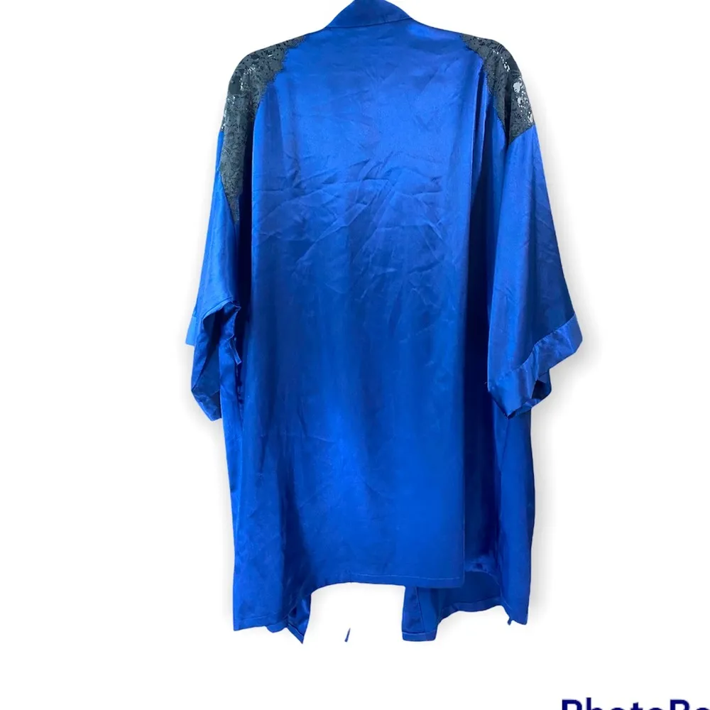 Y2k Victoria’s Secret lace shoulder Vs robe M/L - Image 3