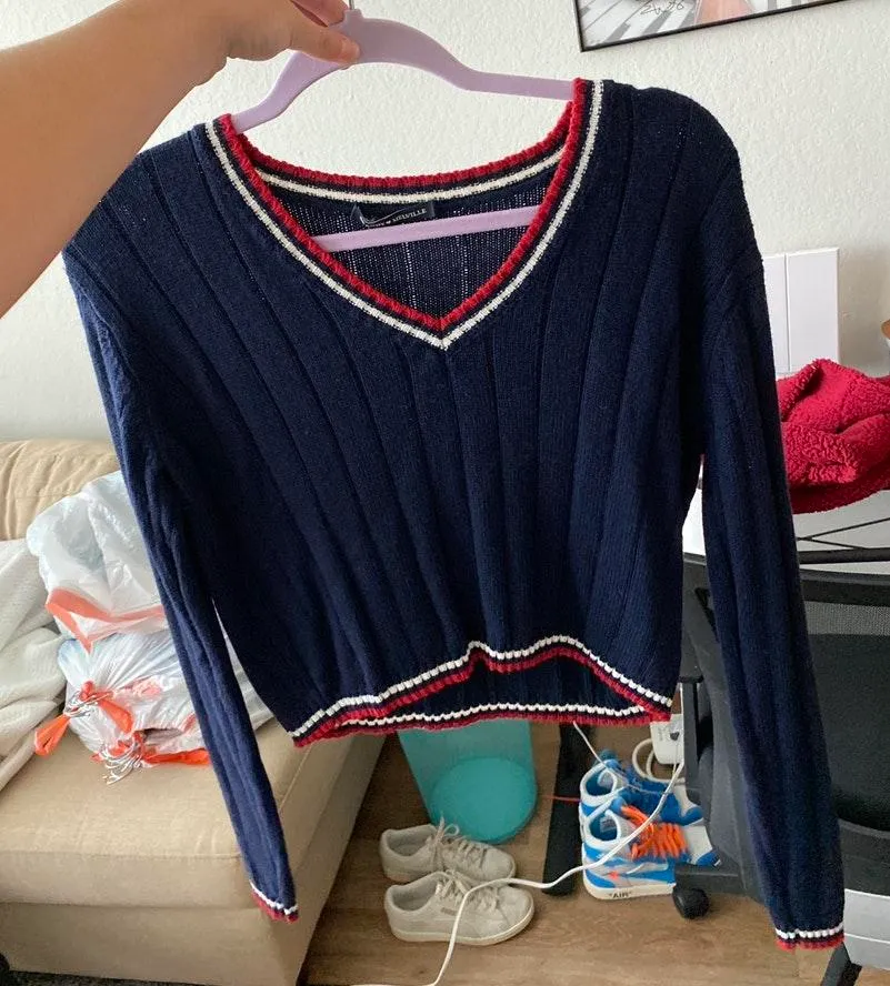 Brandy Melville Sweater - Image 2