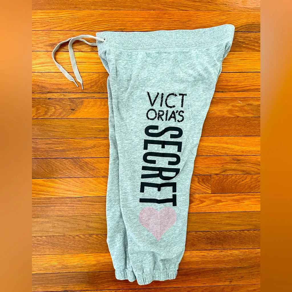Victoria’s Secret Cropped Sweatpants - Image 2