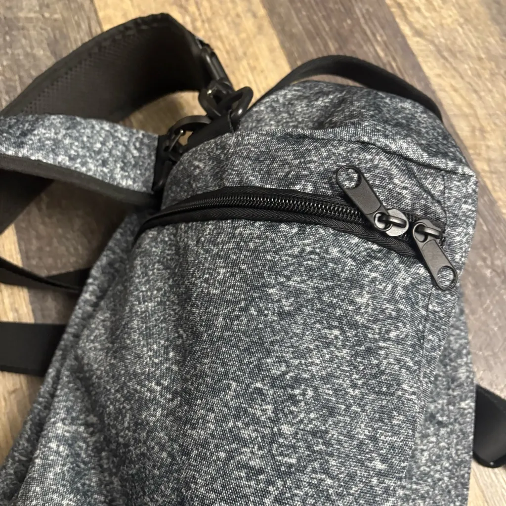 Victorias Secret PINK Duffle Bag Zip Weekender Tote Backpack Carry On NWOT - Image 4