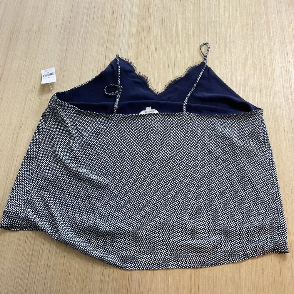 Ophelia Roe Embroidered V-neck White Navy Lace Accent Camisole Plus Size 3X New - Image 3