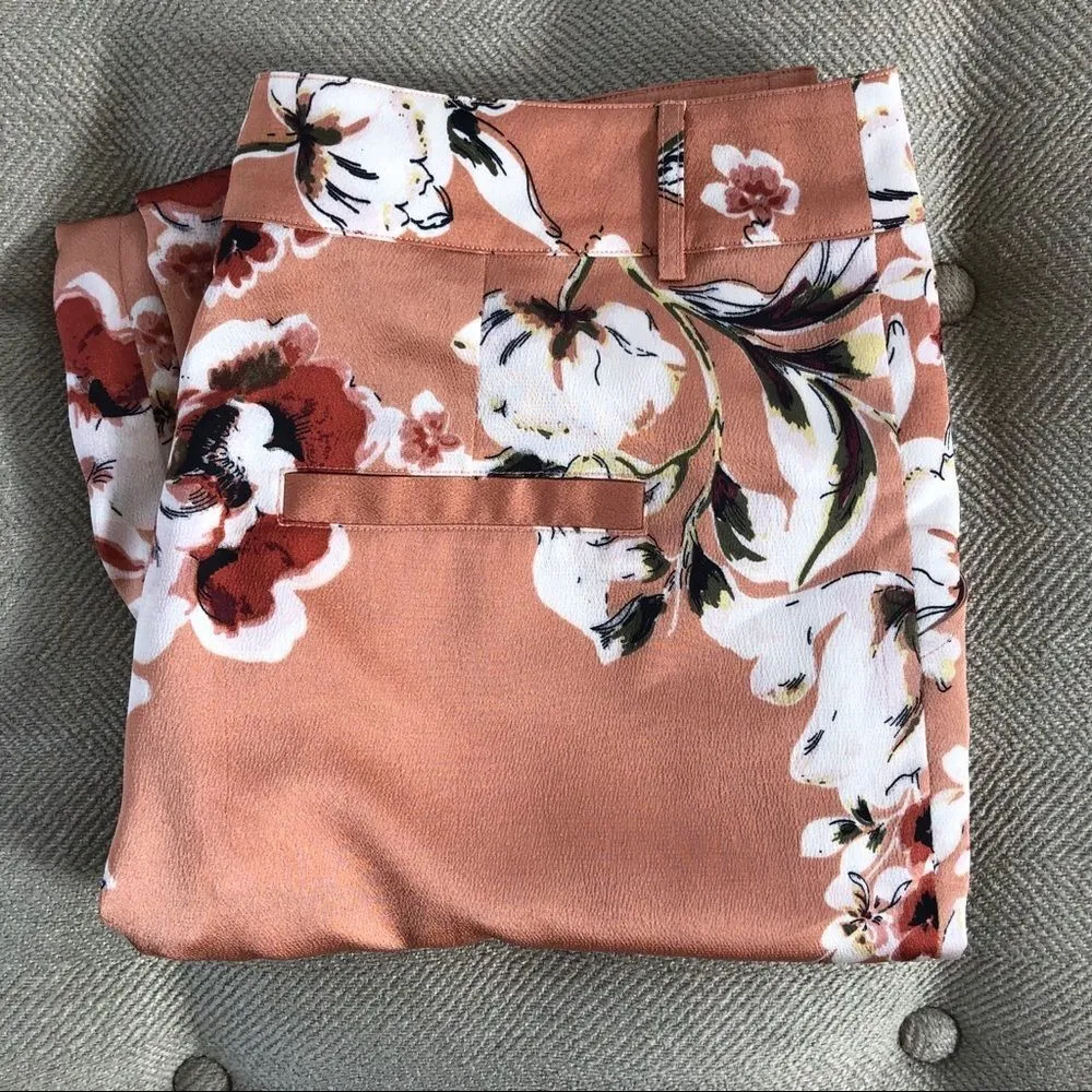Bishop + Young Satin Floral Taper Pants NWOT S - Image 6