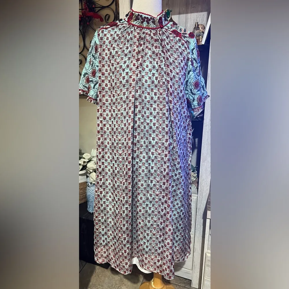 Anthropologie Bhanuni Floral embroidered, beaded dress size M Bohemian - Image 3