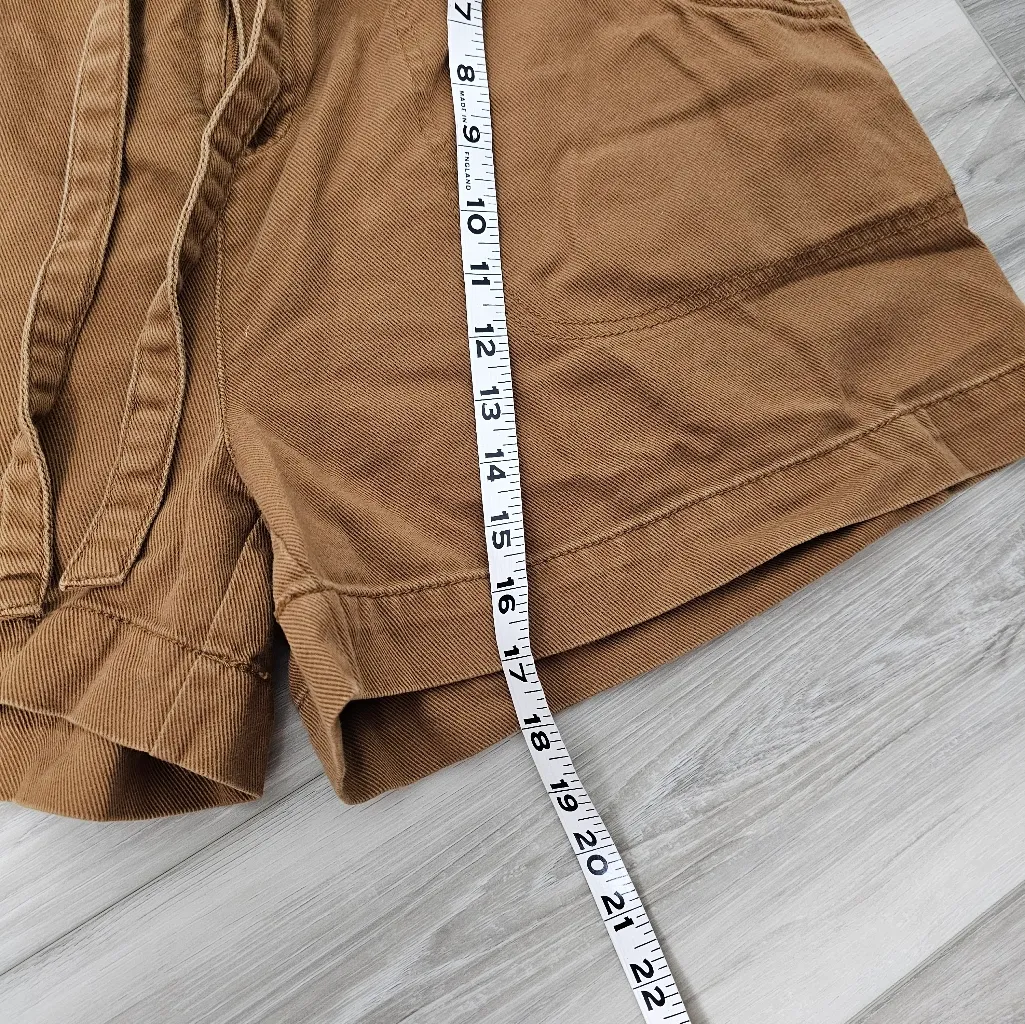 Old Navy Brown Women's Cargo Shorts - Image 2