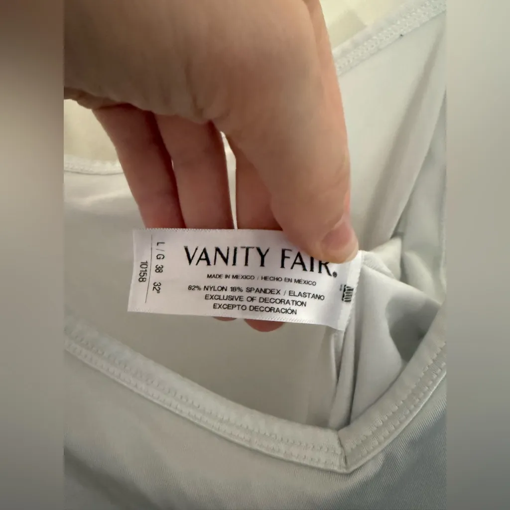 Vanity Fair Lingerie® Daywear Solutions Spinslip 32-in. White Women's Nightgown - Image 5