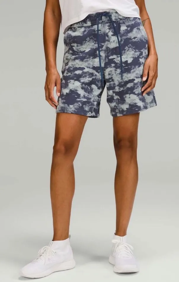 Lululemon Loungeful High-Rise Short 7" Heritage Camo‎ Wash WP Blue Multi Size 16 - Image 1
