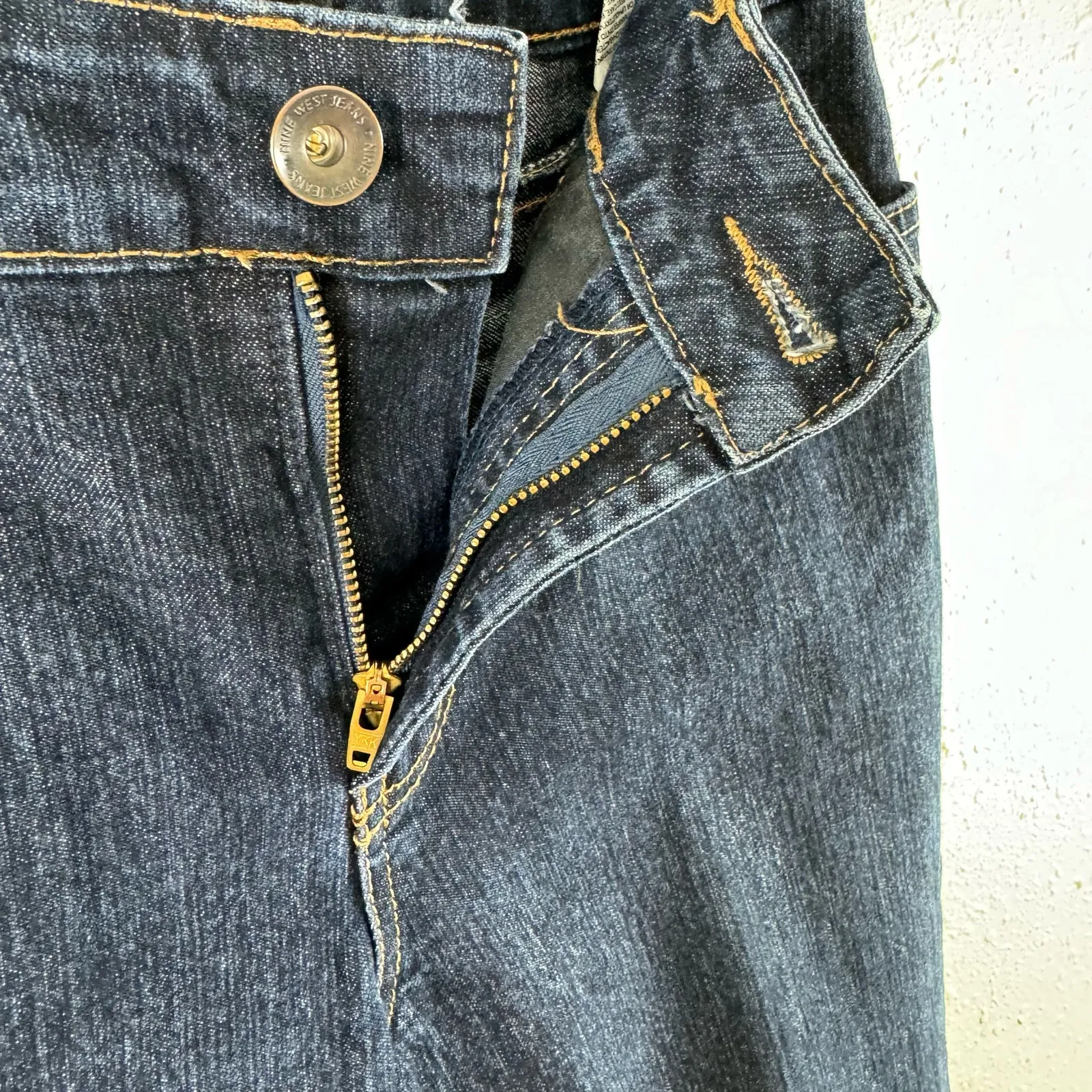 Nine West‎ Dark Wash Cropped Jeans 8 - Image 6