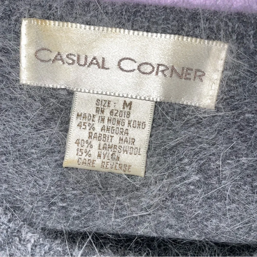 Vintage M Angora Blend Argyle Sweater Gray Eyelash Knit Size M - Image 4